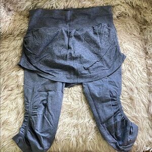 Athleta skirt with leggings